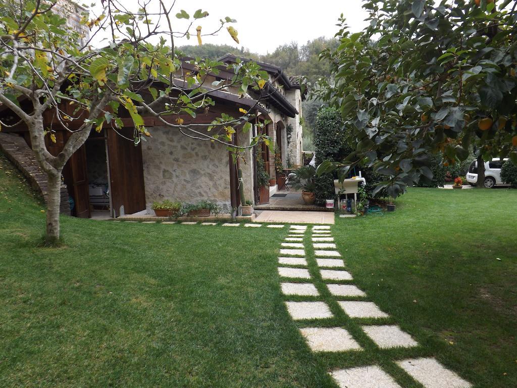Agriturismo San Giovanni Ad Insulam Isola del Gran Sasso dʼItalia Buitenkant foto