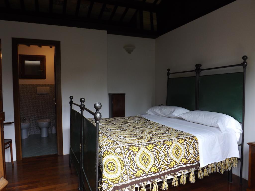 Agriturismo San Giovanni Ad Insulam Isola del Gran Sasso dʼItalia Kamer foto