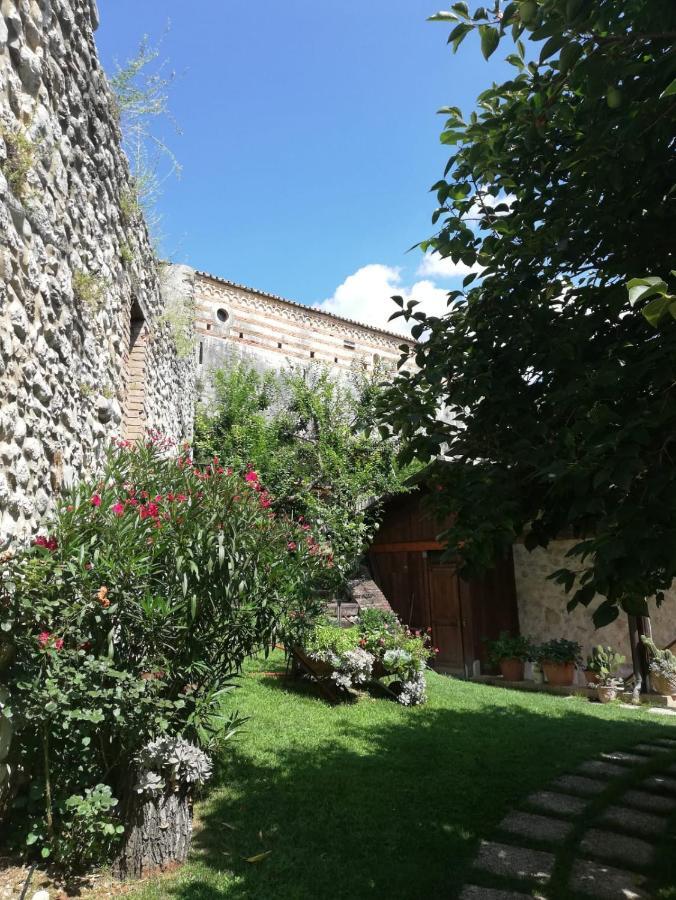 Agriturismo San Giovanni Ad Insulam Isola del Gran Sasso dʼItalia Buitenkant foto